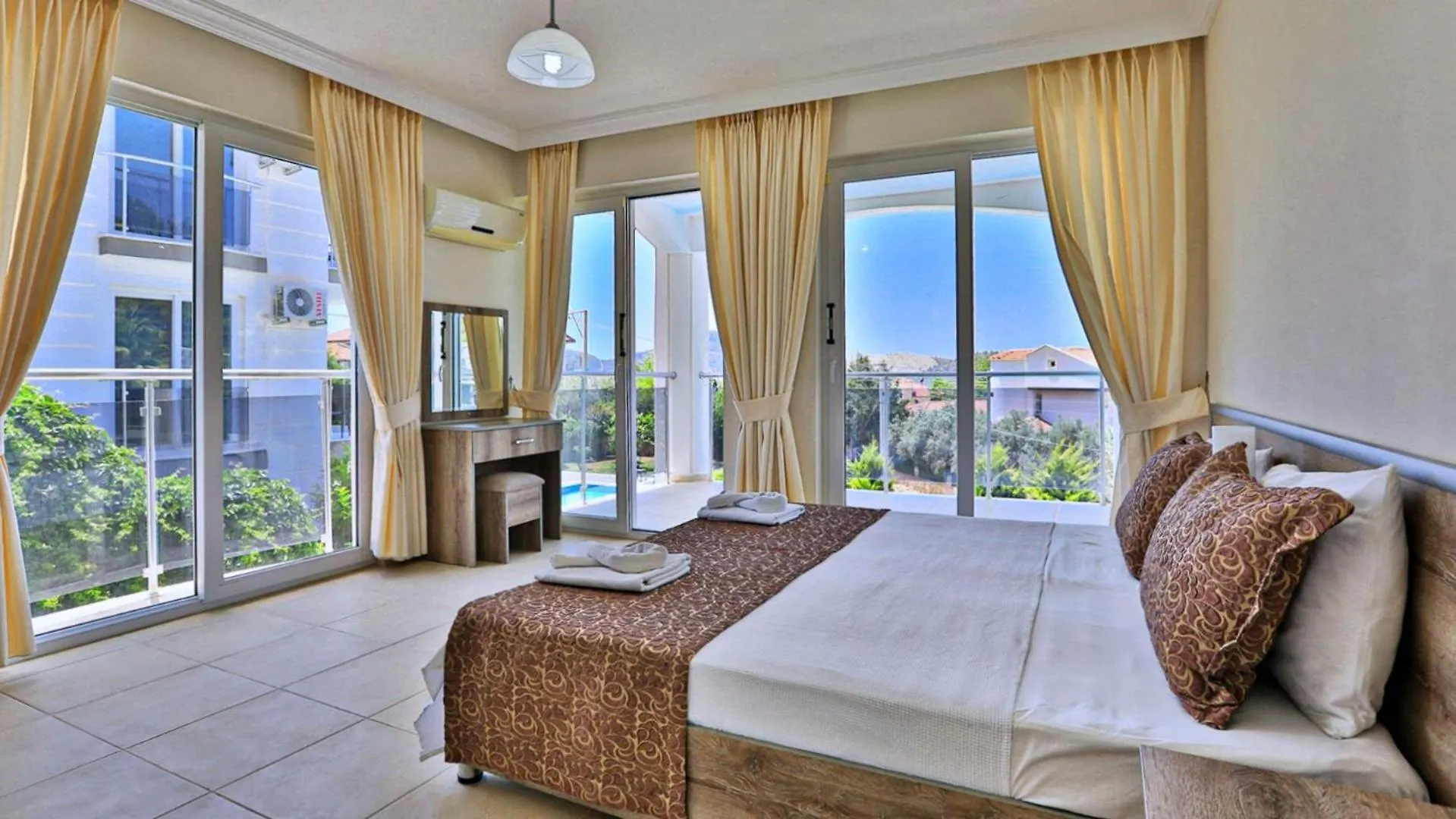 Oludeniz 4 Bedroom Villa 2184 Fethiye