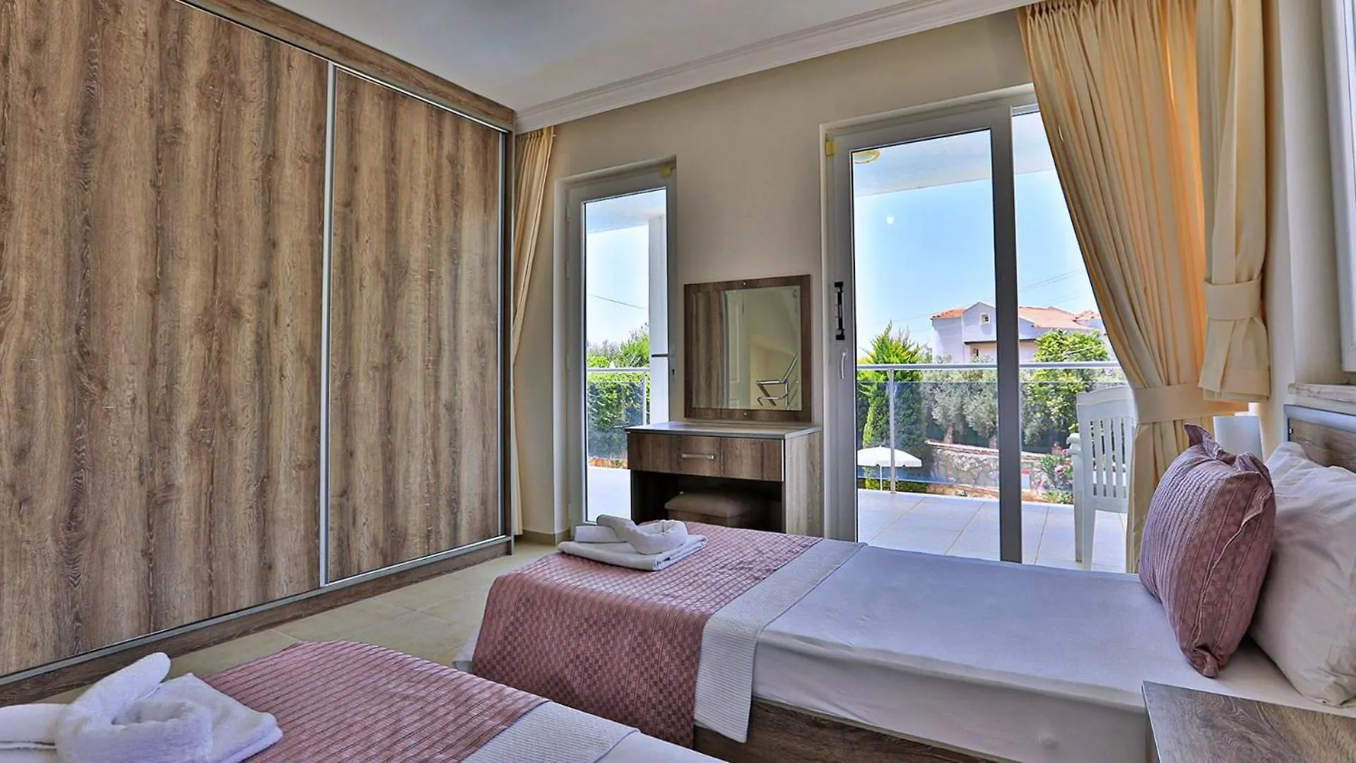 Oludeniz 4 Bedroom Villa 2184 Fethiye