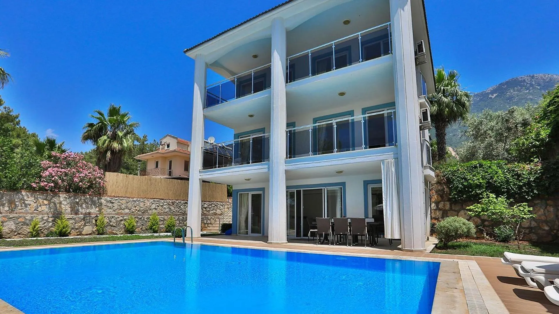 Oludeniz 4 Bedroom Villa 2184 Фетхие Турция
